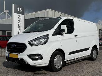 skadebil bedrijf Ford Transit Custom 280 2.0 TDCI L1H2 Trend 2022/11