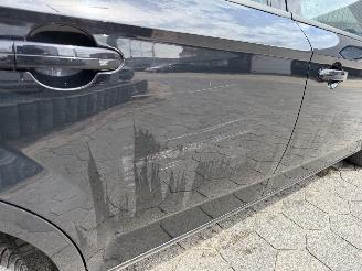 Ford Mondeo 1.6-16V Trend picture 11