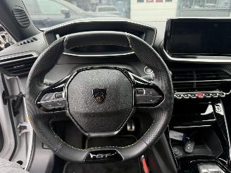 Peugeot e-2008 EV GT 54 kWh picture 18