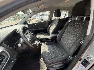 Kia Stonic 1.0 T-GDi MHEV DynamicLine picture 13