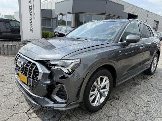 Voiture accidenté Volkswagen Golf 45 TFSI e S edition 2023/4