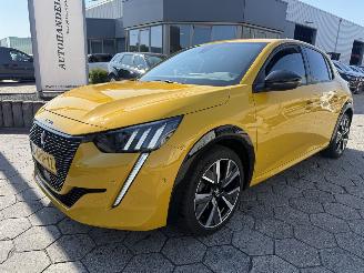 Voiture accidenté Peugeot 208 1.2 PureTech GT 2021/3