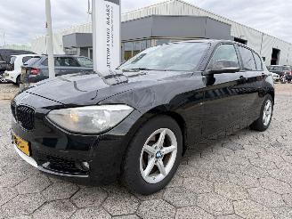 Voiture accidenté BMW 1-serie 116i 2011/11