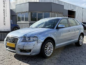 Auto incidentate Audi A3 Sportback 2.0 FSI Ambiente 2006/9