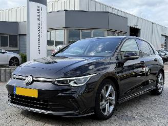 krockskadad bil auto Volkswagen Golf 1.5 eTSI R-Line Business+ 2022/2