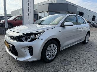 skadebil auto Kia Rio 1.0 TGDI ComfortPlusLine Navigator 2017/6