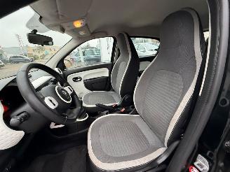 Renault Twingo 1.0 SCe Collection picture 15