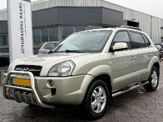 Unfallwagen Hyundai Tucson 2.0i Dynamic Sense 2006/11