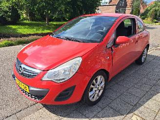 krockskadad bil auto Opel Corsa 1.2i 2012/10