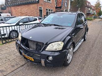 damaged passenger cars Mercedes ML 63 AMG 2006/12