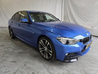 Schadeauto BMW 3-serie 320i Edition M Sport Shadow Executive 2018/6