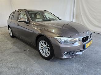 skadebil auto BMW 3-serie 316d High Executive 2013/6