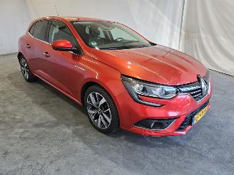 Damaged car Renault Mégane 1.2 TCe Bose 2016/9