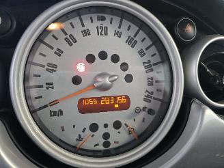 Mini Cooper 1.6 Cooper picture 16