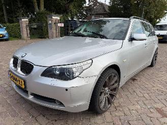 Damaged car BMW 5-serie 525xi Business Line 2007/4
