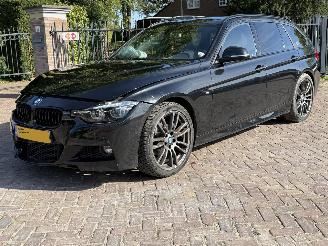 Vaurioauto  passenger cars BMW 3-serie 318i M Sport Edition 2019/2
