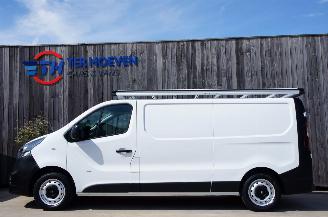 skadebil auto Opel Vivaro 1.6 CDTi Lang Airco Navi Cruise DAB Trekhaak 66KW Euro 5 2016/7