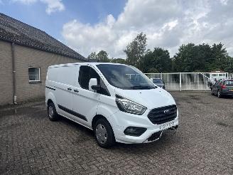 skadebil auto Ford Transit Transit Custom 280 2.0 TDCI L1H1 Trend 2018/10