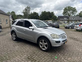 Avarii autoturisme Mercedes M-klasse 320 CDI 4matic AUT GRIJS KENTEKEN 2006/1
