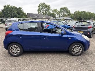 Hyundai I-20 1.2i Dynamic picture 10