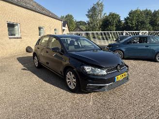 skadebil auto Volkswagen Golf 1.0 TSI Comfortline AUT 2017/5