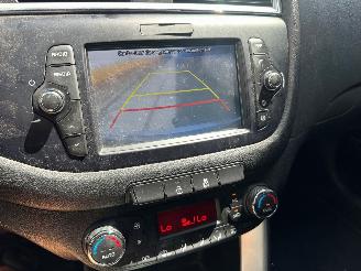 Kia Cee d 1.0 T-GDi Design Edition picture 17