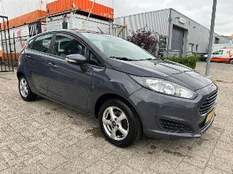 skadebil auto Ford Fiesta 1.0 Style 2014/2