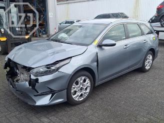 Auto da rottamare Kia Cee d Ceed Sportswagon (CDF), Combi 5-drs, 2018 1.0i T-GDi 12V 2022