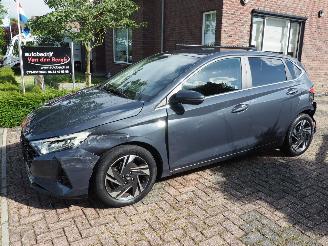 Schadeauto Hyundai I-20 1.0 T-gdi Premium Automaat 2022/10