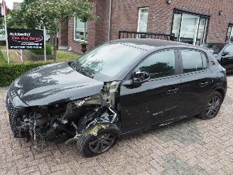 uszkodzony samochody osobowe Peugeot 208 1.2 PureTech Active Pack Automaat 2022/9