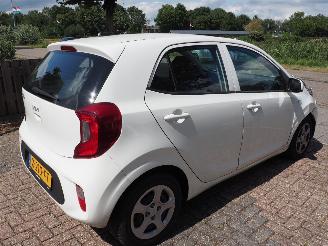 Kia Picanto 1.0 Dpi Comfortline 5P picture 4