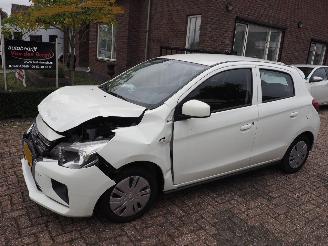 Schadeauto Mitsubishi Space-star 1.2 Connect+ 2023/6