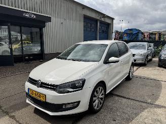 uszkodzony samochody osobowe Volkswagen Polo 1.2 12V AIRCO 5-DEURS 2011/2