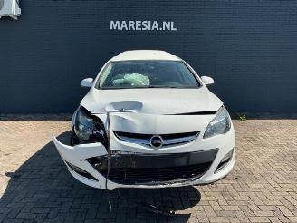  Opel Astra Astra J Sports Tourer (PD8/PE8/PF8), Combi, 2010 / 2015 1.7 CDTi 16V 2013/11