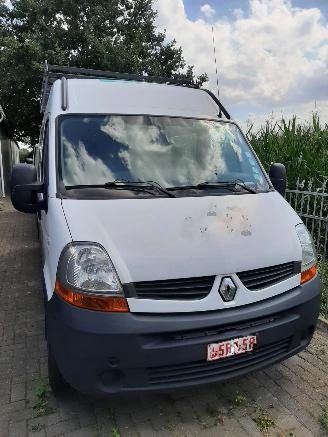 skadebil auto Renault Master 2.5 DCI 2008/1
