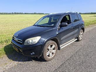 skadebil auto Toyota Rav-4 2.2 D-4D Cat 2006/3