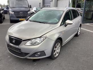 Coche siniestrado Seat Ibiza Ibiza ST (6J8), Combi, 2010 / 2016 1.2 TDI Ecomotive 2011/3