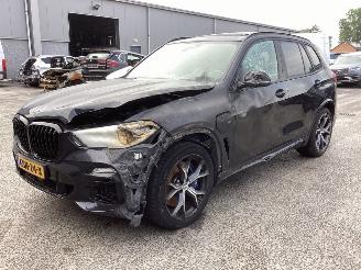 Unfallwagen BMW X5 xDrive45e Executive 2021/7