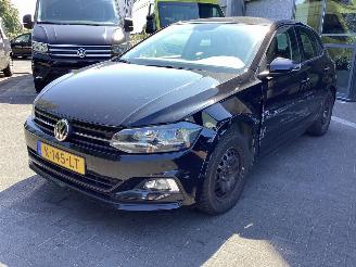 krockskadad bil auto Volkswagen Polo 1.0 TSI Comfortline Business 2021/1
