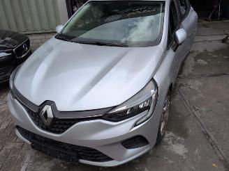 Dezmembrări autoturisme Renault Clio Clio V (RJAB), Hatchback 5-drs, 2019 1.0 TCe 90 12V 2021/5
