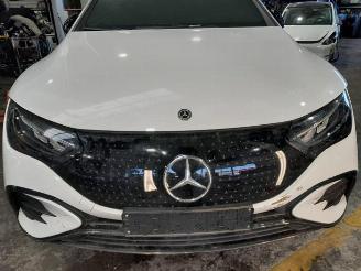 Vrakbiler auto Mercedes EQE EQE (V295), Sedan, 2022 300 89/90 kWh 2023/5