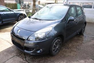 Purkuautot passenger cars Renault Scenic Scenic III (JZ), MPV, 2009 / 2016 1.4 16V TCe 130 2010/1