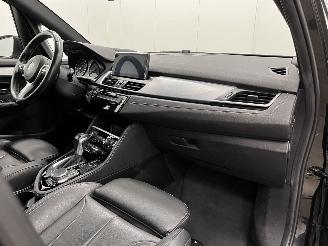 BMW 2-serie 216d Autom. High Executive Navi Clima picture 12