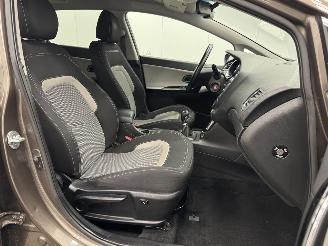 Kia Cee d Sportswagon 1.6 CRDi DynamicLine Navi Clima picture 9