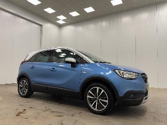damaged passenger cars Opel Crossland X 1.2 Turbo Innovation Navi Clima 2017/10