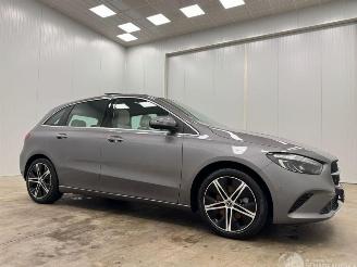 Avarii autoturisme Mercedes B-klasse 180 Luxury Line Panoramadak Navi clima 2024/1