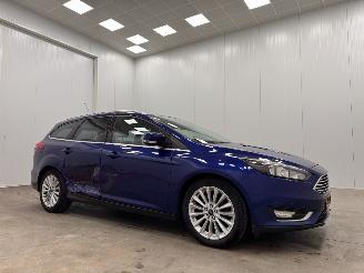 skadebil auto Ford Focus Wagon 1.0 First Edition Navi Clima 2014/11