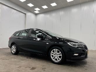 skadebil auto Opel Astra Sport Tourer 1.4 Online Edition Navi Clima 2017/12