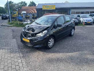  Toyota Yaris Yaris III (P13) Hatchback 1.33 16V Dual VVT-I (1NRFE) [73kW 2012/3