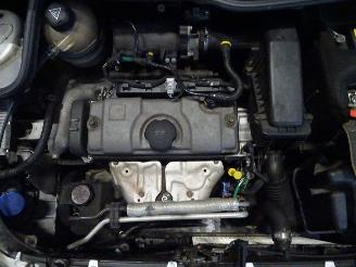 Peugeot 206+ 1.4 picture 5